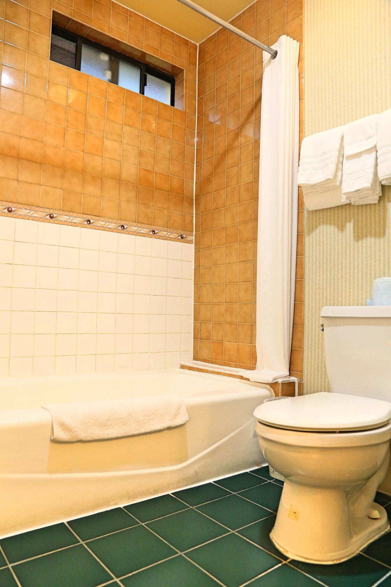 Motel Travelodge By Wyndham 2*