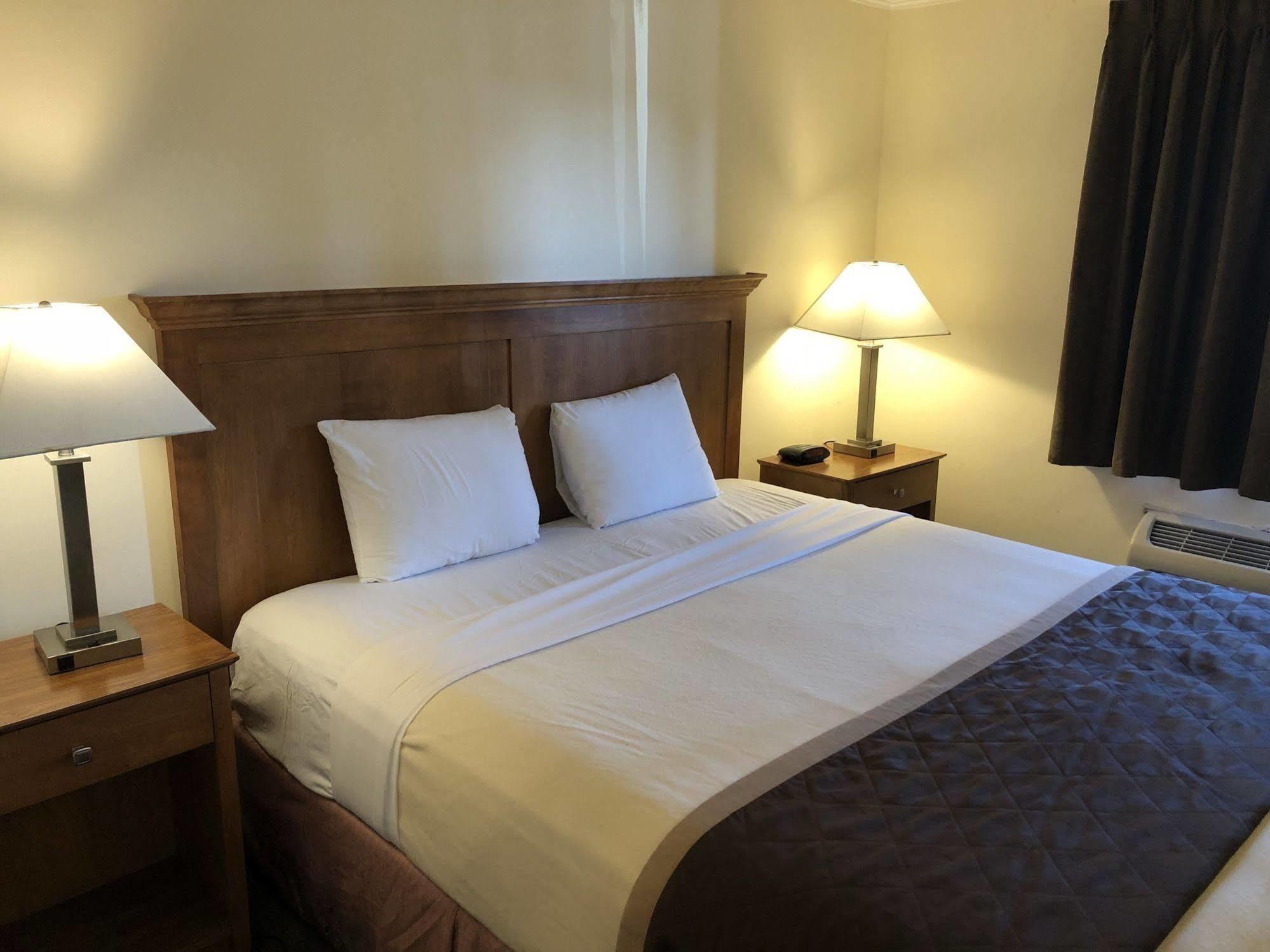 Travelodge By Wyndham 2*